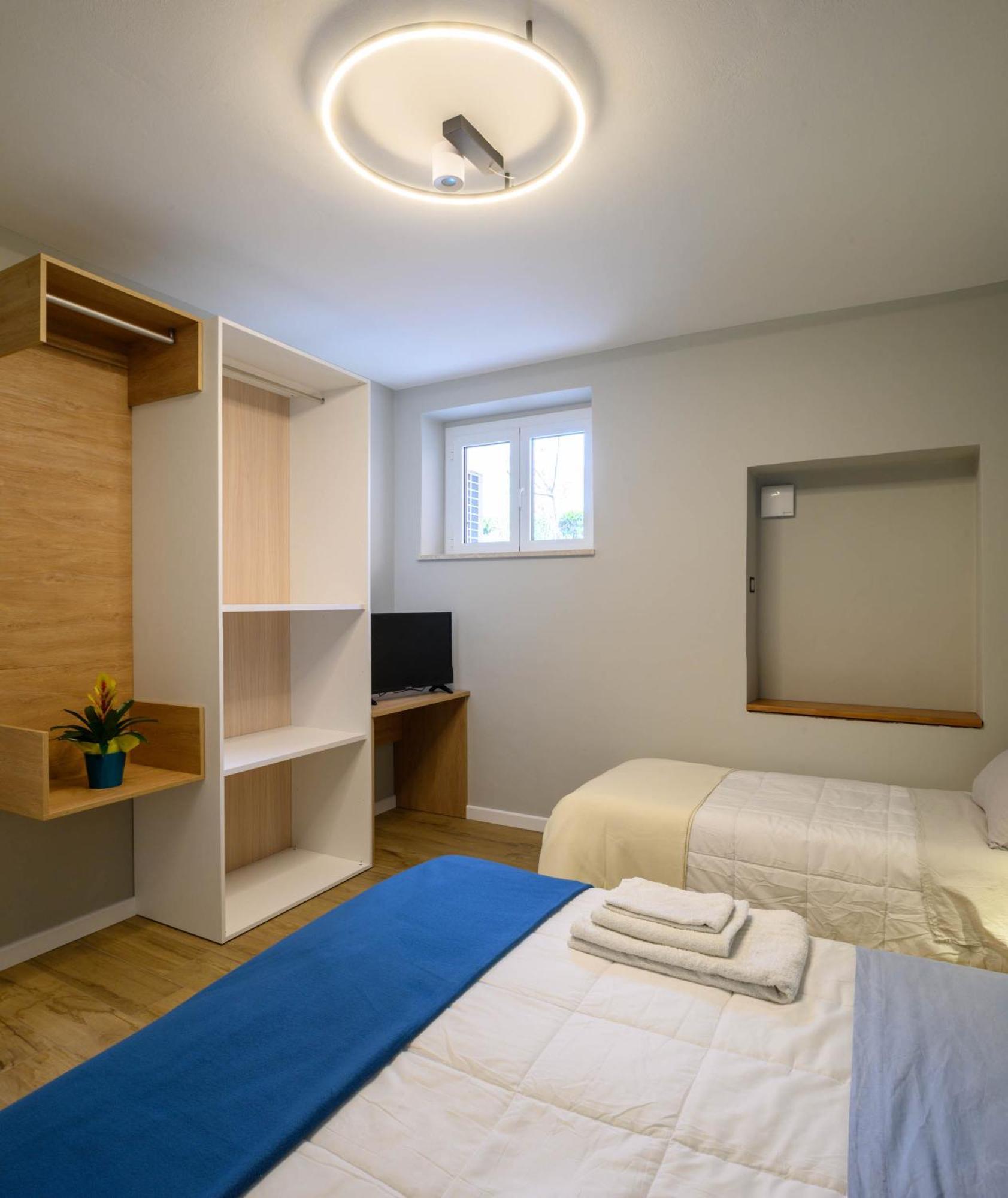 B&B Dimora Morelli Gubbio Bagian luar foto