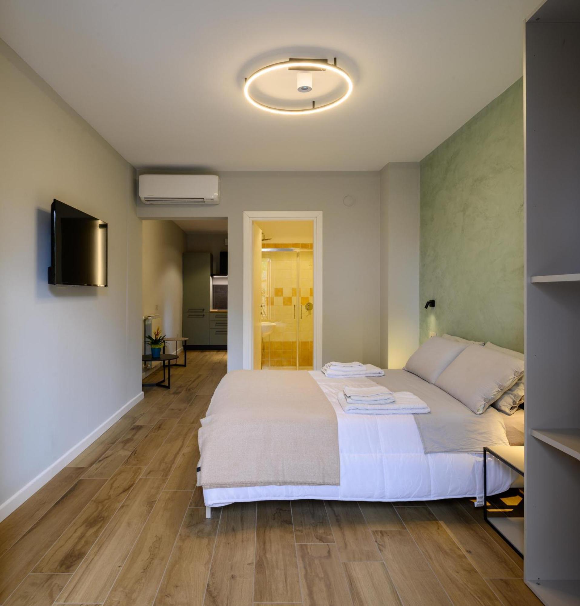 B&B Dimora Morelli Gubbio Bagian luar foto