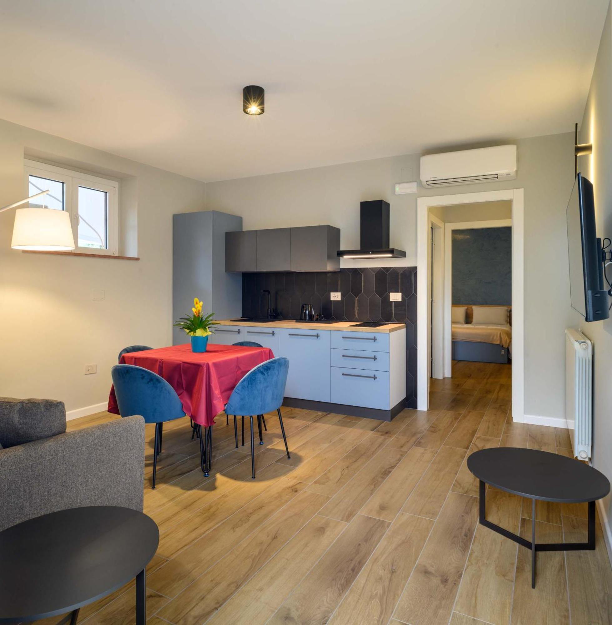 B&B Dimora Morelli Gubbio Bagian luar foto
