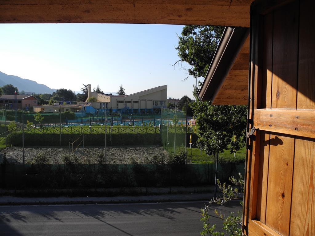 B&B Dimora Morelli Gubbio Bagian luar foto