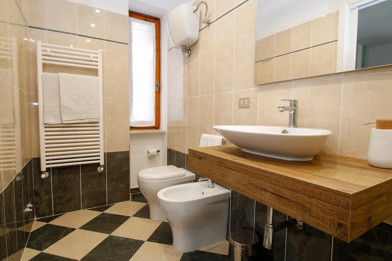 B&B Dimora Morelli Gubbio Bagian luar foto