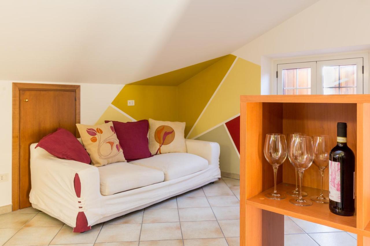 B&B Dimora Morelli Gubbio Bagian luar foto